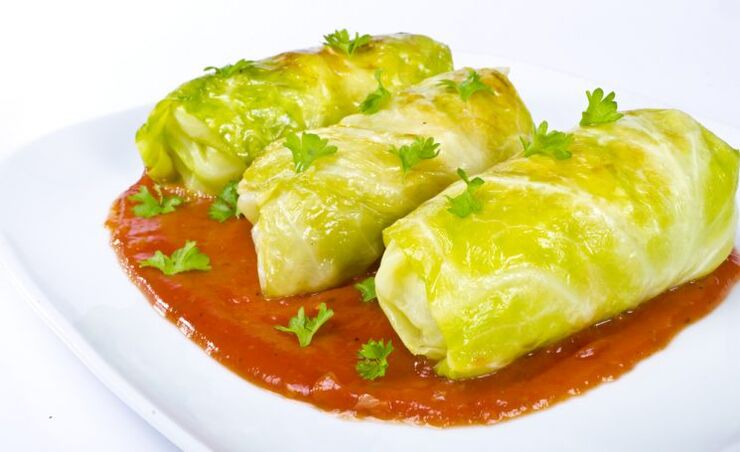 Along with gout, a hearty dish will be pike rolls with fresh cheese in Chinese cabbage